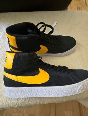 New Nike Zoom Blazer Mid SB Black University Gold Men/Boys & Girls 4.5